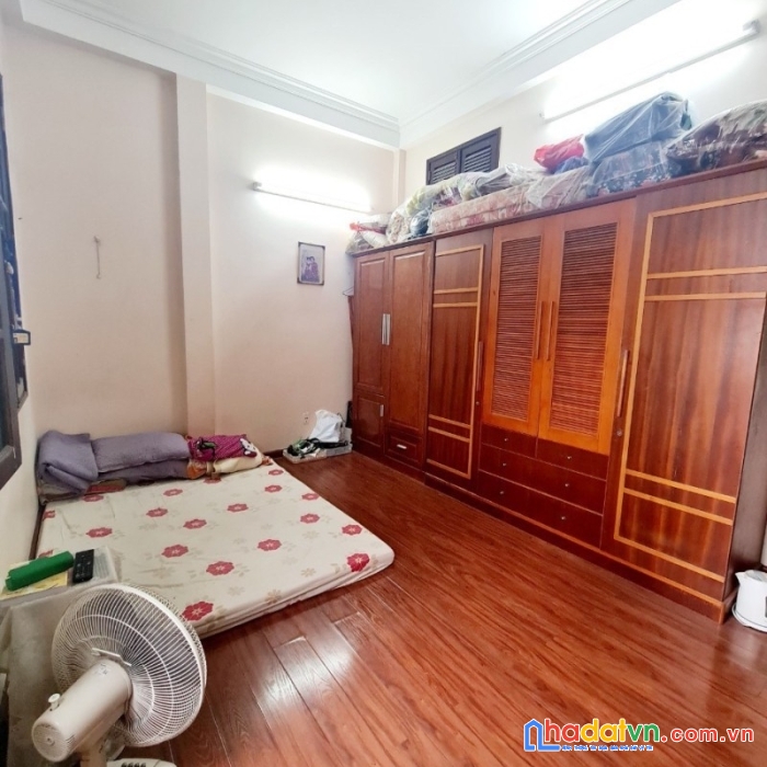 Nhỉnh 4 tỷ sở hữu nhà thành công-ba đình, ngõ 3 gác, dtxd33m2, mt3.3m. 0338080356