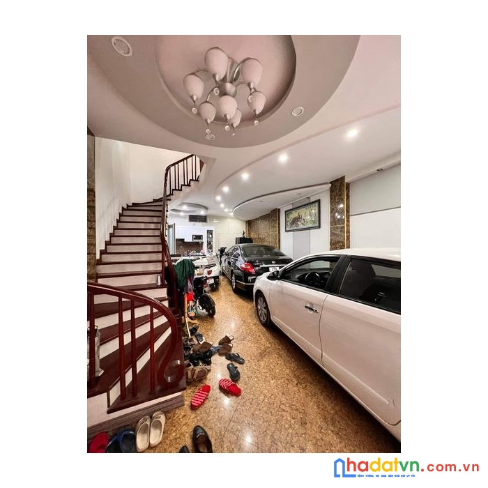 Bán nhà dương quảng hàm, cầu giấy 76m2 - phân lô - ô tô tránh, ô tô vào nhà - về ở ngay - khu vực