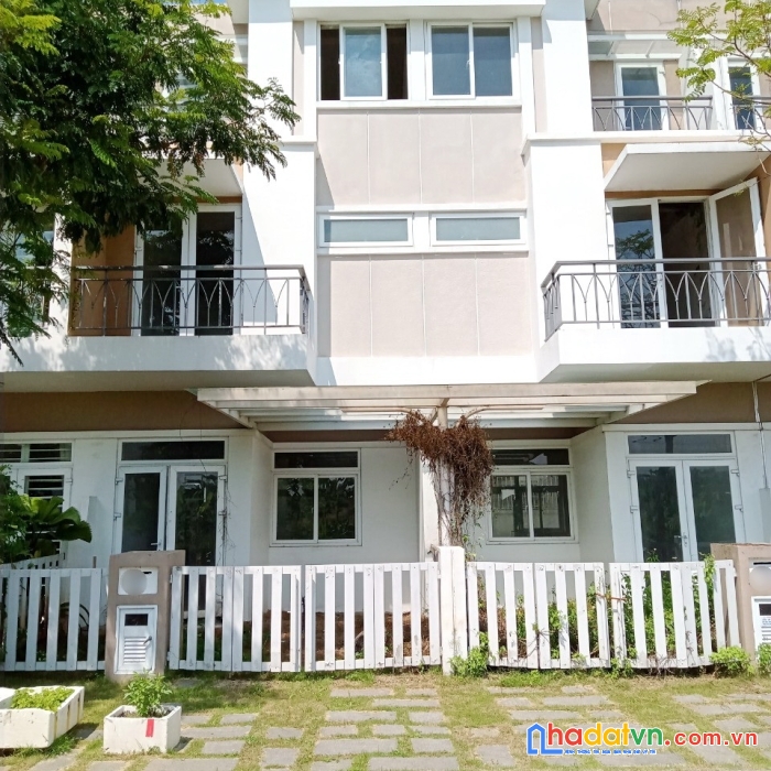 Nhà bán đường 12m phố liền kề lovera park khang điền ( kdc ấp 4 phong phú)- xã phong phú - bình