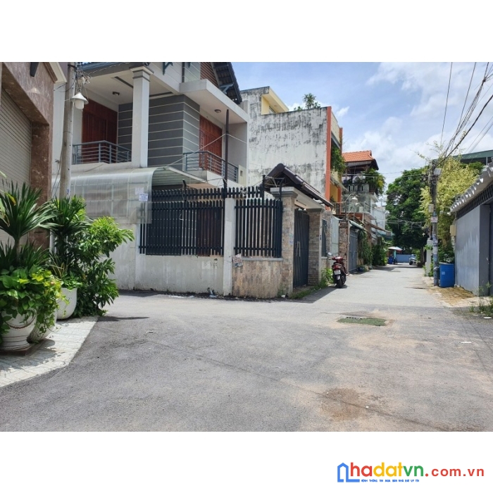 Nhà bán hxh đường số 10, linh trung, thủ đức, 225m2, 3 tẩng,  25 phòng chdv, 14tỷ500 tl