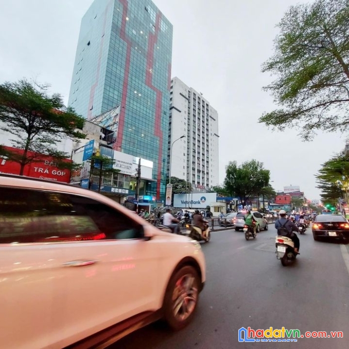 Lõi đống đa - nhà đẹp long lanh - tặng full nội thất- ngõ thông - công năng đỉnh