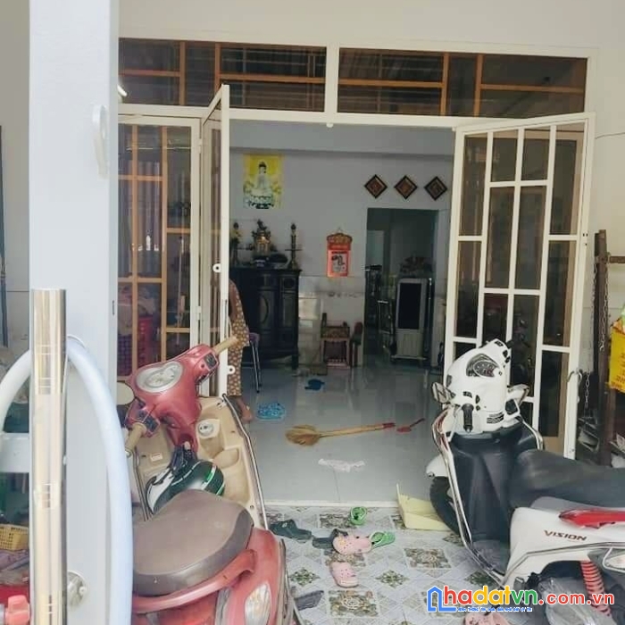 Bán nhà mới hẻm xe hơi đường tân thới hiệp 21, quận 12, 70m2, 2 phòng ngủ, chỉ 4 tỷ