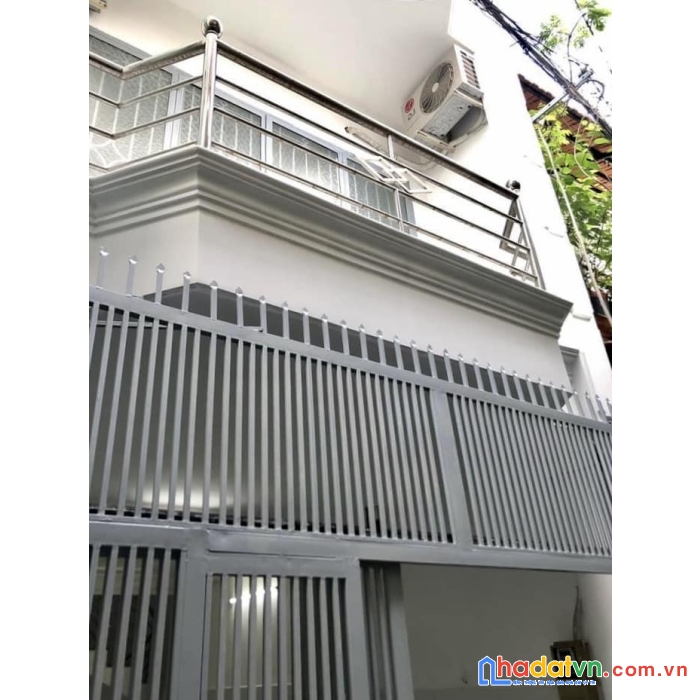 Bán nhà 70m2 gần cầu phú thuận giá chỉ 5,4 tỷ huỳnh tấn phát quận 7