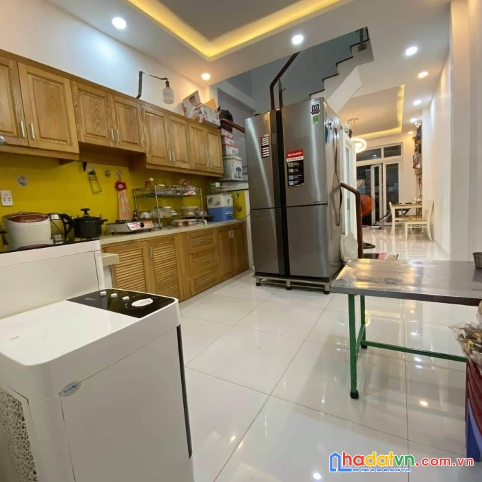 Bán nhà siêu đẹp ngay đại học hoa sen p14 quận 10 46m2 chỉ 4 tỷ 9