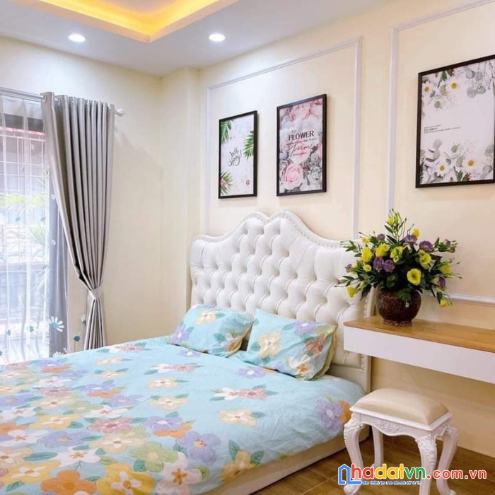 Bán toà ccmn nguyễn khang 35 phòng, dt 175triệu/tháng,full nội , thang máy 157m- 25 tỷ