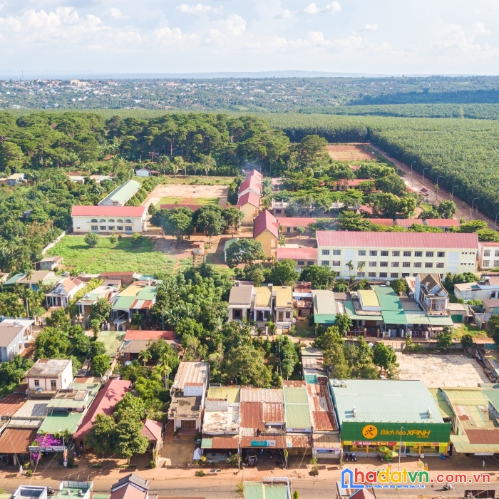 Bán đất phố huyện buôn hồ giá 900 triệu bao mọi thuế phí