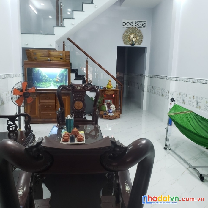 Mặt tiền chợ thiếc, lê văn khương q12, dt.75m2. nhà mới đẹp, phù hợp kinh doanh đa ngành nghề.