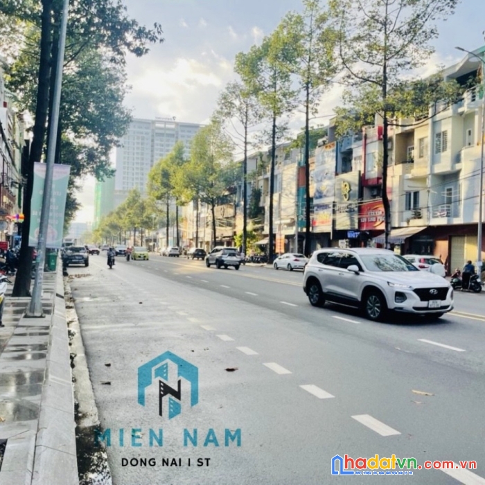 Cho thuê đất mặt tiền d2d ngang hơn 10m võ thị sáu