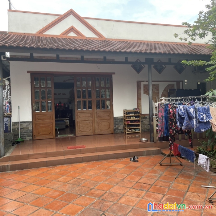 Bán nhà mặt tiền quốc lộ 1a ngay công viên phần mềm quang trung, quận 12, 400m2,chỉ 8 tỷ