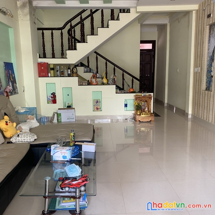 Kẹt tiền - giảm bán gấp nhà đường nguyễn trung trực, đà lạt giá 9.5 tỷ -> 8.5 tỷ