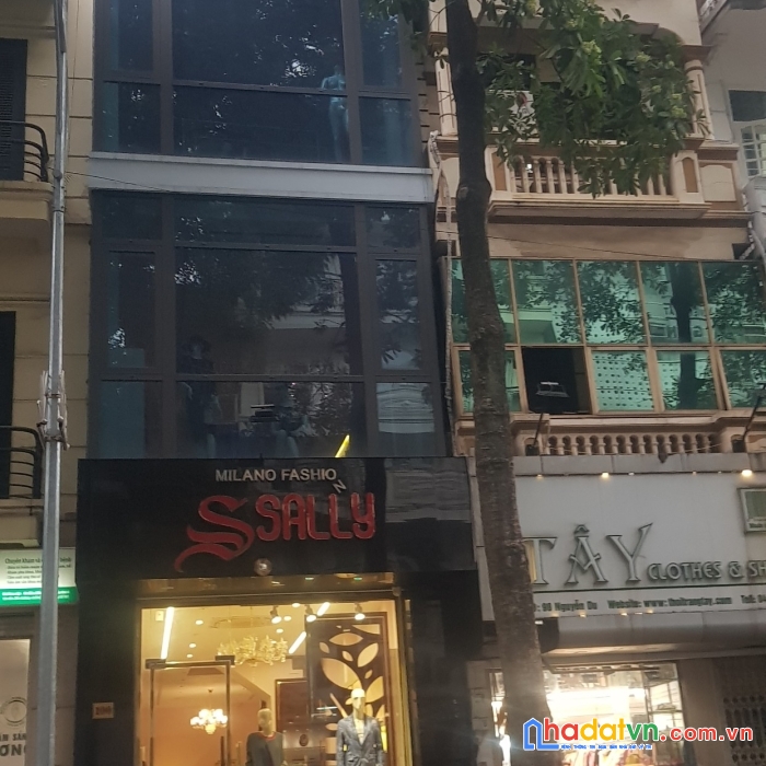 Bán 200m2 nhà 9 tầng mặt phố cầu giấy hà nội kinh doanh nhinh 58 tỷ.