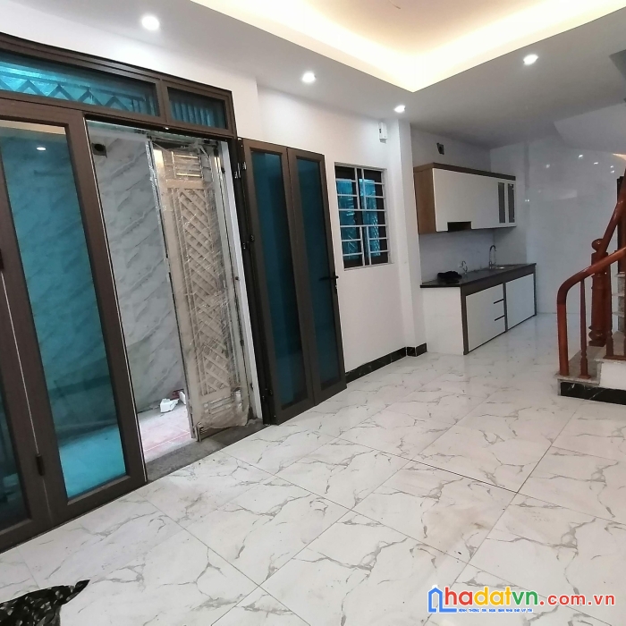 Nhà nguyễn lương bằng, sổ đỏ 42m2, 6pn, 4 tầng, mặt tiền 4.2m, giá 2.8 tỷ - lh0936206176