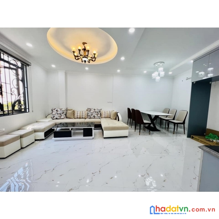 Chủ đầu tư ngộp bank cần bán gấp nhà trường chinh- p14- tân bình- lô góc- 7x14- giá 14 tỷ.