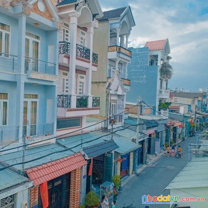 Bán nhà mới 4 tầng btct hxh 6m thông đường lê thị riêng quận 12, 86m2, 4pn, chỉ hơn 6 tỷ