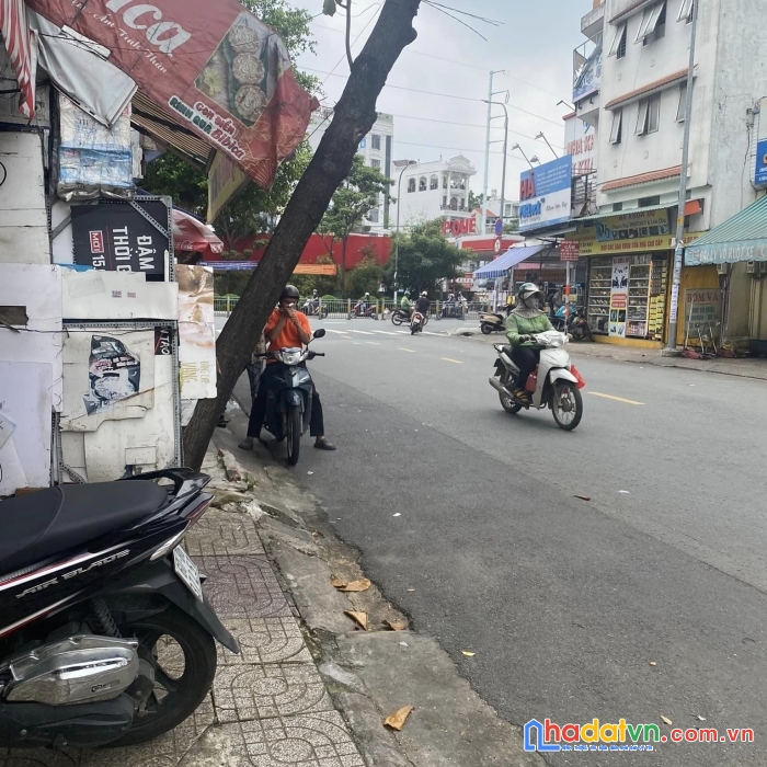 Bán nhà mt lê văn thọ - ngay cây trâm- quang trung. dt:5.6x18m, giá 15.9 tỷ