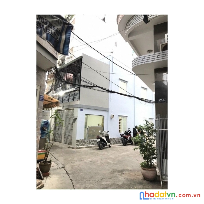 Hẻm xe hơi cách mạng tháng 8. dt 3.7m x 13m. 7.2 tỷ tl