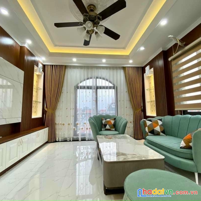 Đỉnh!! nhà mặt phố hàng bồ, vị trí đẹp, kd đỉnh, 50m2, 3 tầng, mt 3,8m, nhỉnh 20 tỷ.