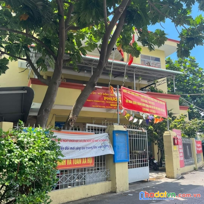 Bán nhà bến vân đồn, 2 mặt tiền hẻm