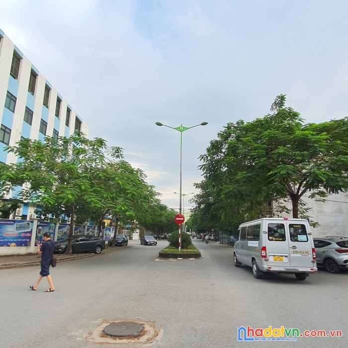 Bán biệt thự lô góc lương thế vinh, dành cho giới vip, diện tích 170m2, giá 228 triệu/m2