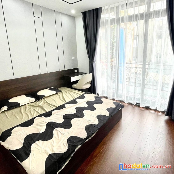 Mặt phố tôn đức thắng, đống đa, mới coong, kinh doanh đỉnh, ô tô, 6 tầng, chỉ 4.25 tỷ