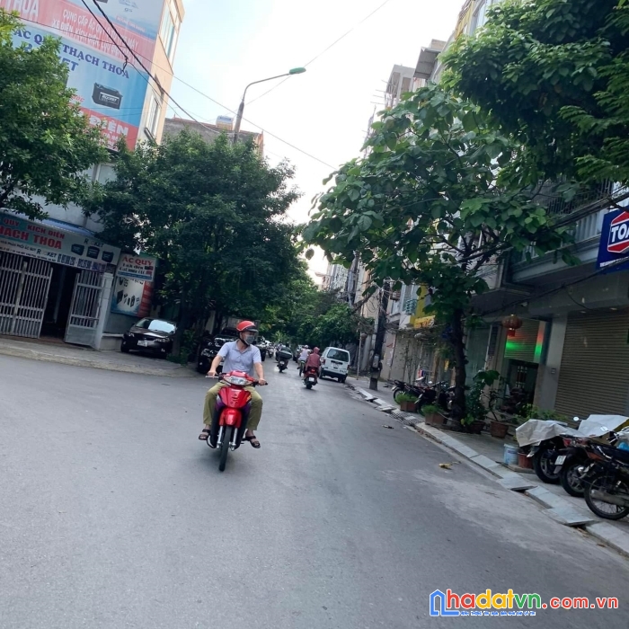 Bán nhà mặt phố trần đăng ninh, hà đông, 50m2x5t, mt5m, kinh doanh, 10 tỷ