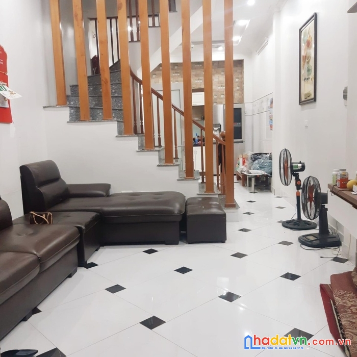 Bán nhà sài đồng, phân lô ô tô tránh, thoáng trước sau, diện tích 42 m2 giá chỉ 5.1 tỷ