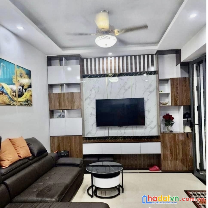 Bán nhà xuân đỉnh – từ liêm,dt 40m2, 4t, giá 3.5 tỷ - full tiện ích – oto đỗ gần
