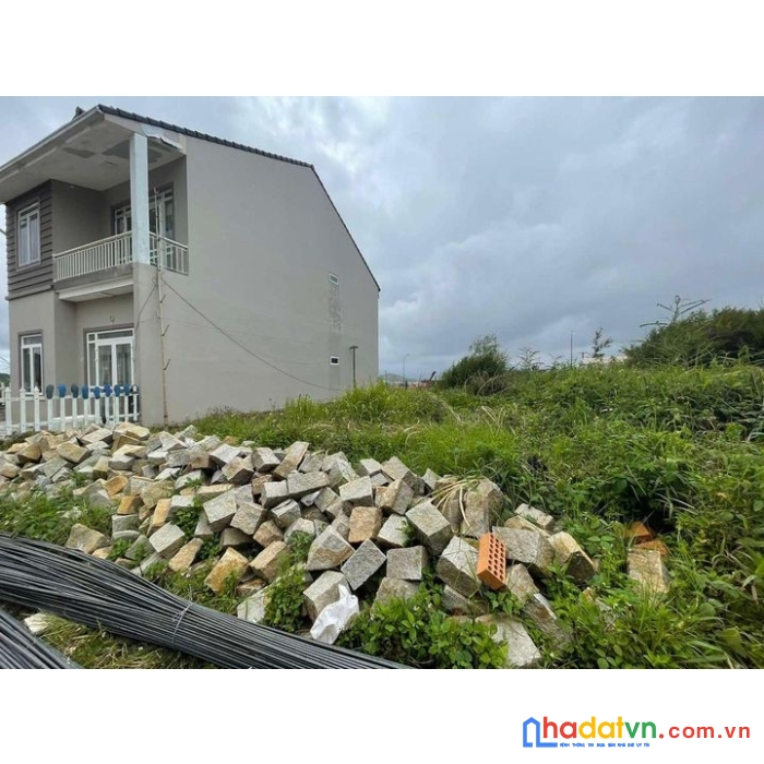 Bán đất biệt thự kqh nguyễn hoàng phường 7 đà lạt 216m2