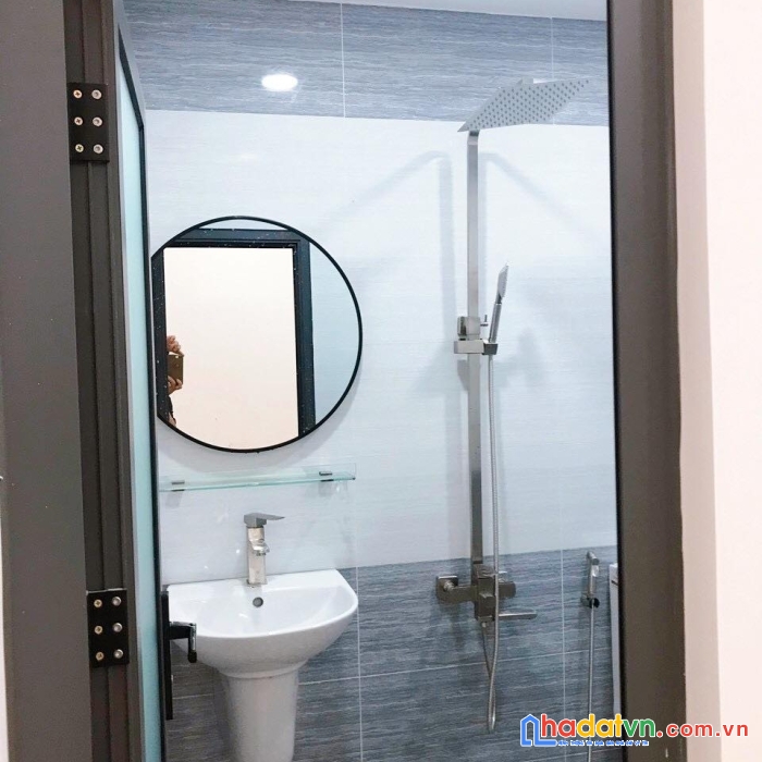 Nhà siêu rẻ 4 tỷ hơn - lũy bán bích, tân phú - 54m2 - đúc 4 tấm - hẻm ô tô 6m sạch.