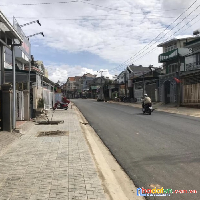 Bán gấp nhà thích hợp kinh doanh đường nguyên tử lực, đà lạt 236m2 giá chỉ 23 tỷ