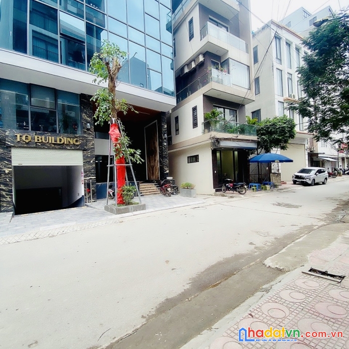 Hot hót - chốt trong ngày , cuối ngõ 111 khu giãn dân bl triều khúc