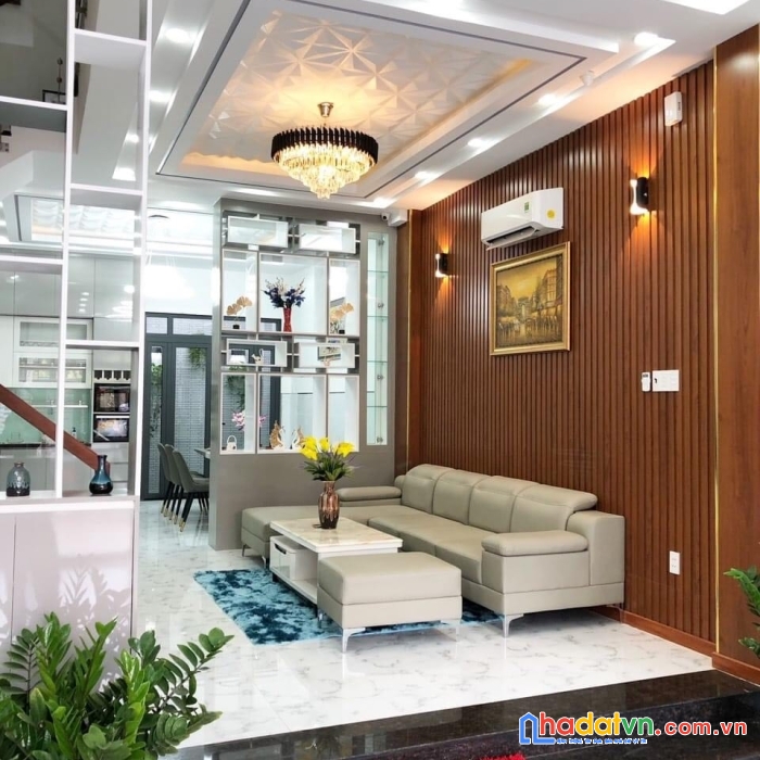 Bán nhà mới tinh, huỳnh tấn phát 100m2, 4 tầng chỉ 8.x tỷ
