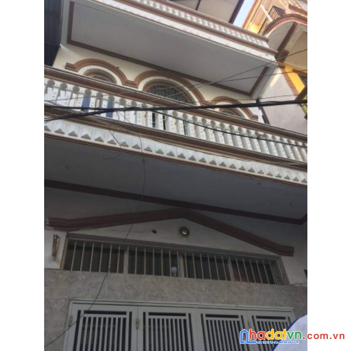 Cho thuê nhà nguyên căn, hoàng hoa thám, giá 10.5 tr/tháng