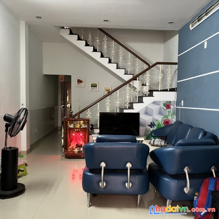 .nhà hoàng diệu, kiệt nhựa 4m, cách mt 30m, 112m2