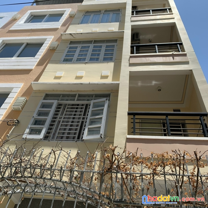 Hot hot hot !!! sở hữu ngay siêu phẩm nhà  đẹp vị trí đắc địa tại nha trang khánh hoà