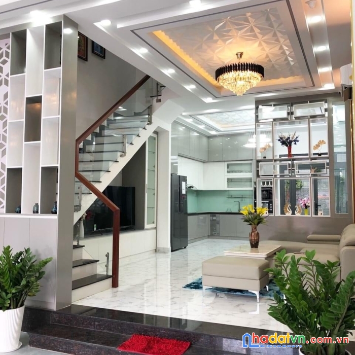 Bán nhà mới , huỳnh tấn phát 5.5x17m2, 4 tầng chỉ 8.x tỷ