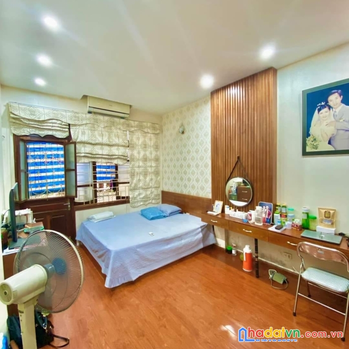 Siêu hiếm bán nhà ngõ 192 lê trọng tấn 36m 4 tầng mặt tiền cực thoáng lô góc nhà đẹp ngõ thông