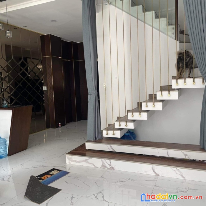 Bán nhanh villa lê quang định bình thạnh-6tầng btct - hầm - thang máy-ngang 6m -tậng full nội thất