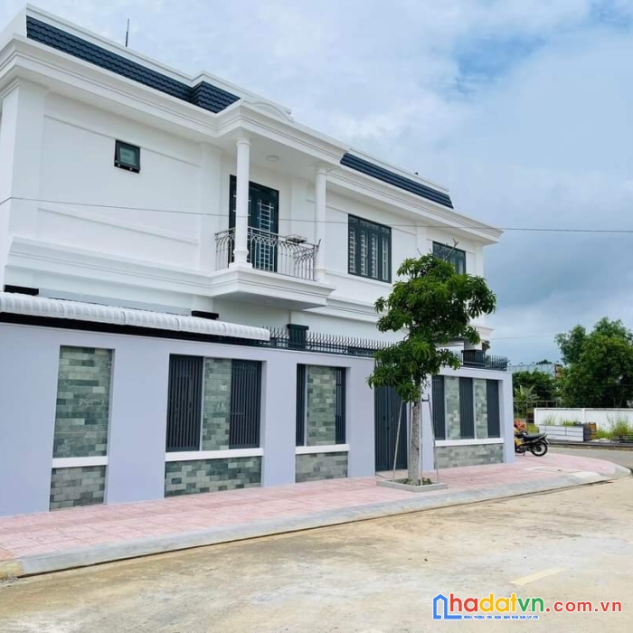 Nhà ở xã hội bến cát 1 trệt 1 lầu bàn giao hoàn thiện full nội thất, trả góp ls 4.8%/năm