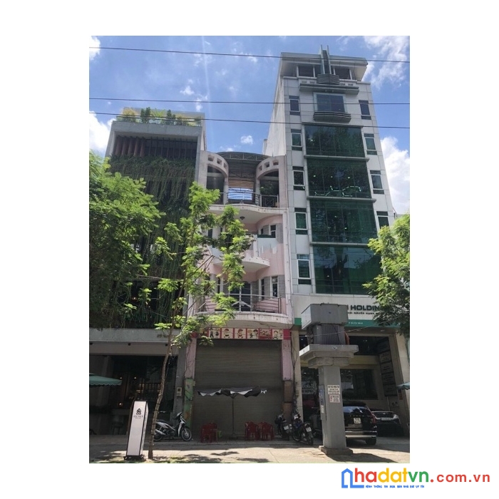 Hẻm xe hơi cách mạng tháng 8. dt 3.5m x 10m. 6.4 tỷ tl