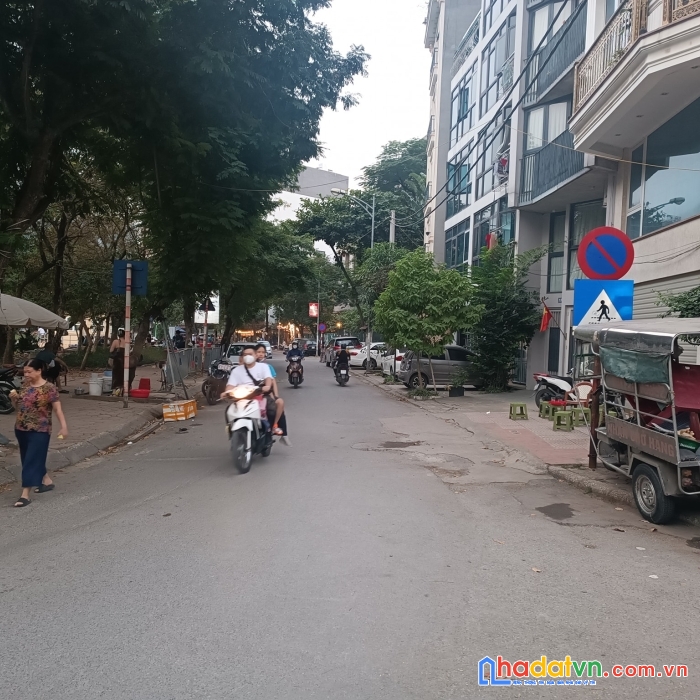 Bán nhàxã đàn, đống đa 75m, 4t, mt 6.5m, view hồ, otô tránh, 2 vỉa hè, kd đỉnh, 21 tỷ, 0937651883.
