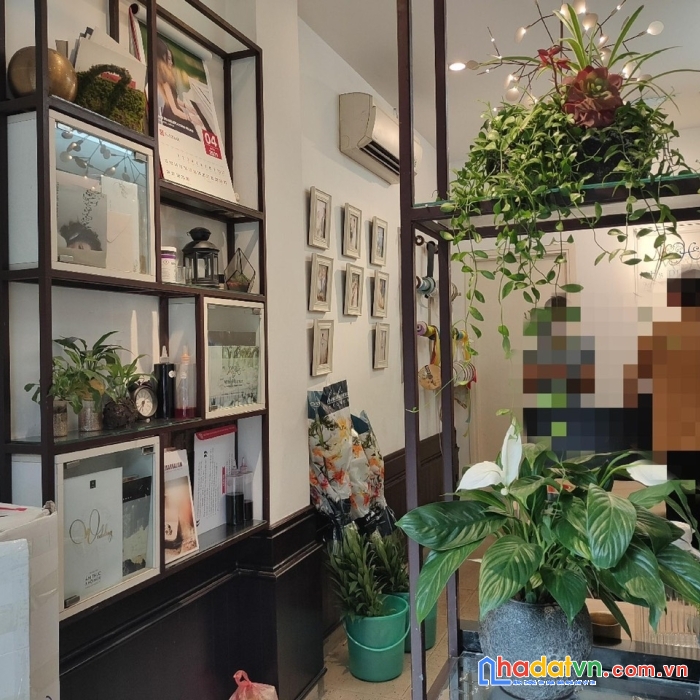 Bán nhà hoàn kiếm  - mặt phố kinh doanh -  nhà đẹp -   lô góc - sổ riêng - giá 18,8 tỷ
