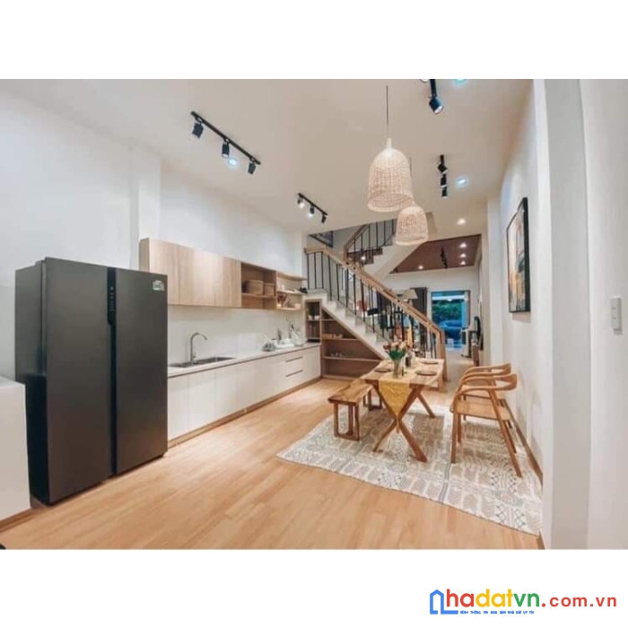Nhà 2 tầng quận hải châu - gần chợ đầu mối hoà cường - bán 70m2 3pn - giá chỉ hơn 5 tỷ.
