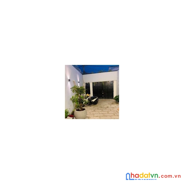 Mua đất tặng nhà,giá đất rẻ chỉnh nhỉnh hơn 100tr/m2.thích hợp cho khách đầu tư,mua ở,chủ bán gấp