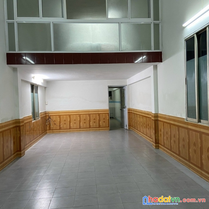 Chủ  ngộp bank bán nhà trung tâm hải châu -  lê đình dương - chỉ 2,8 tỷ