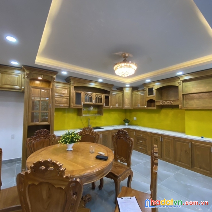 Giảm giá. nhà đẹp lê văn việt sát ngã tư thủ đức. 80m2 hxh còn 5.5 tỷ.
