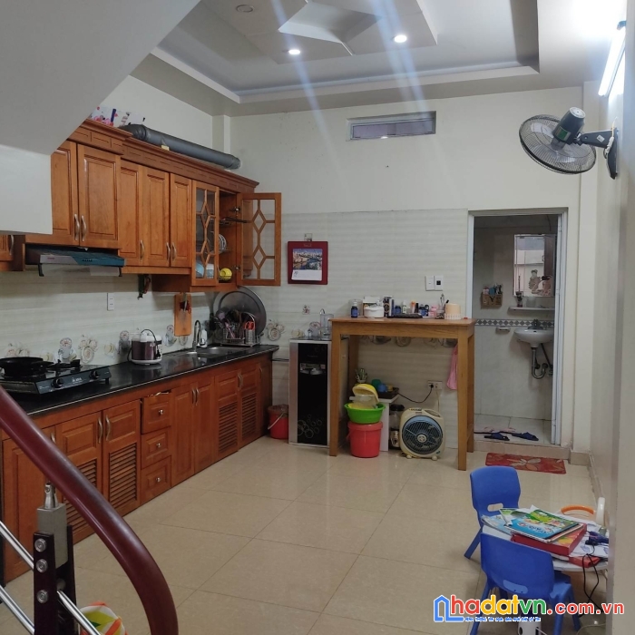 Bán nhà xây độc lập tại vĩnh niệm, thiên lôi, nhà 3 tầng rộng rãi