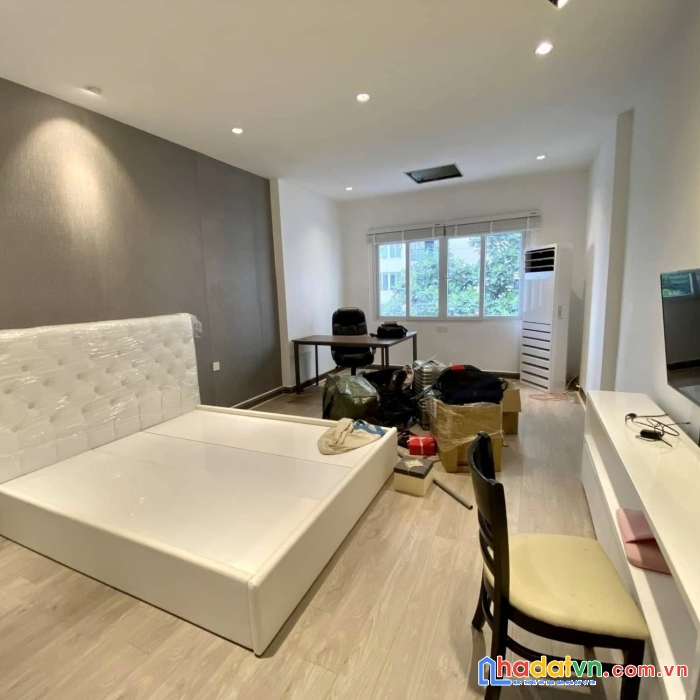 Giảm sốc 2 tỷ,nhỉnh 8tỷ nguyễn bặc p3 tân bình,65m2,nganggần 6m,5tầng,ô tô đỗ cửa.