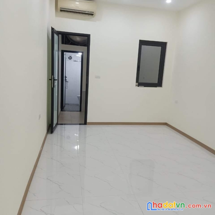 Bán nhà phan đình giót 40m giá 3.75 tỷ - phân lô - 10m ô tô