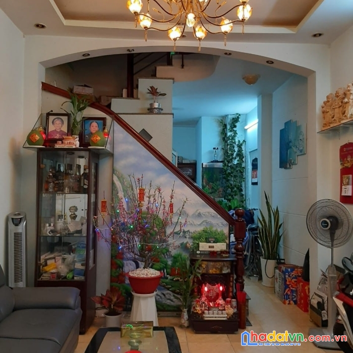 Nhà đẹp nguyễn đình chiểu, phú nhuận, kiên cố, 4 tầng, sát đường lớn, 5.7 tỷ tl